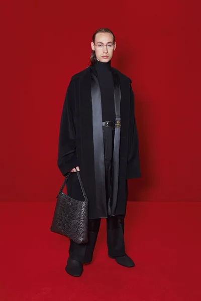 Look 11